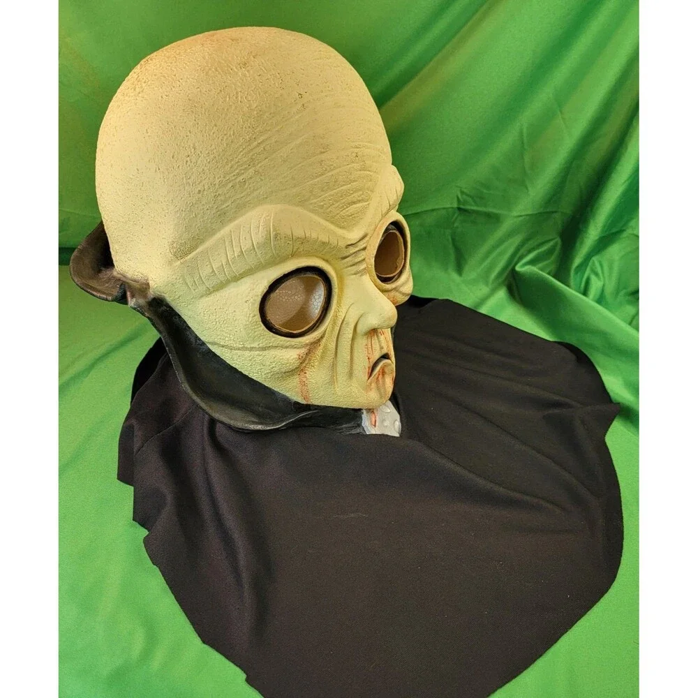 Space Alien Martian Adult Full Head Latex Halloween Mask by Easter Unlimited EUC